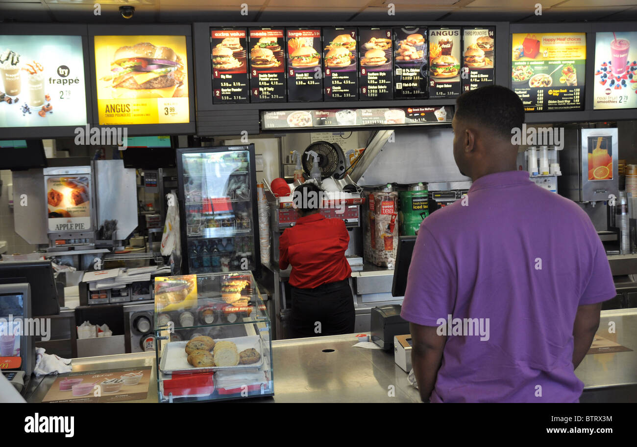 Kunden in einem Fast-Food-Restaurant in Md Stockfoto