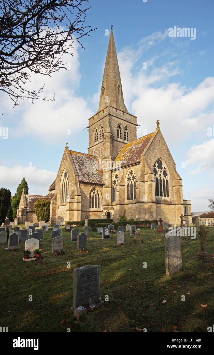 Kirche des Hl. Johannes der Evangelist, Sutton Veny, Wiltshire Stockfoto