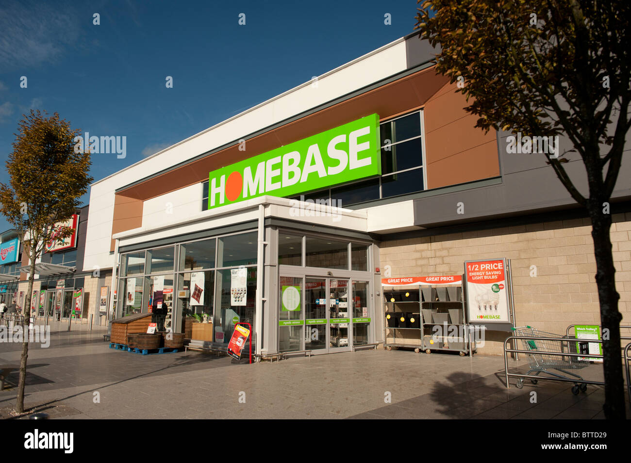 HOMEBASE DIY Pemberton Retail Park, Llanelli, Wales UK Stockfoto