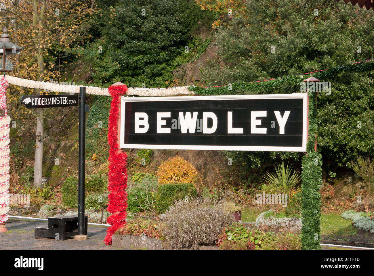 Plattform-Zeichen für Bewdley Station auf der Severn Valley Railway Stockfoto