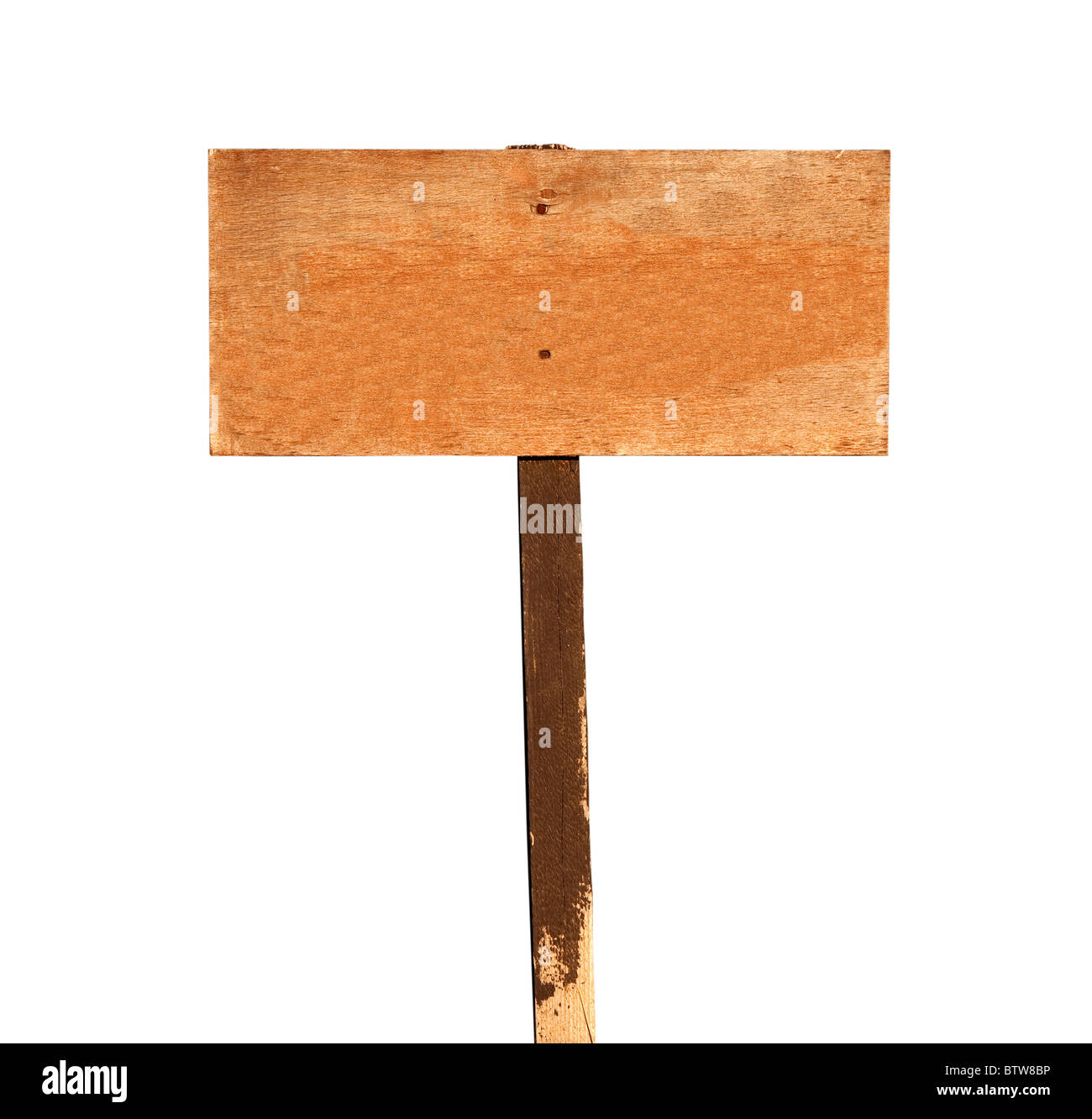 Leere Holzschild mit Post auf weiß. Stockfoto
