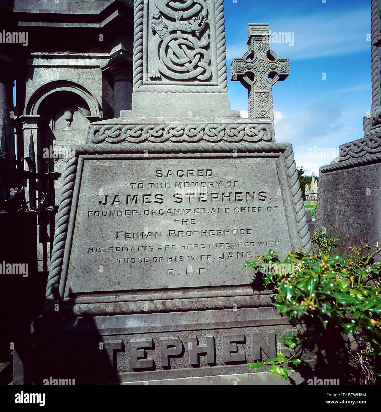 Grabstein von James Stephens, Glasnevin Cemetery, Dublin, Co. Dublin, Irland, Gründungsmitglied der Fenian Bewegung Stockfoto