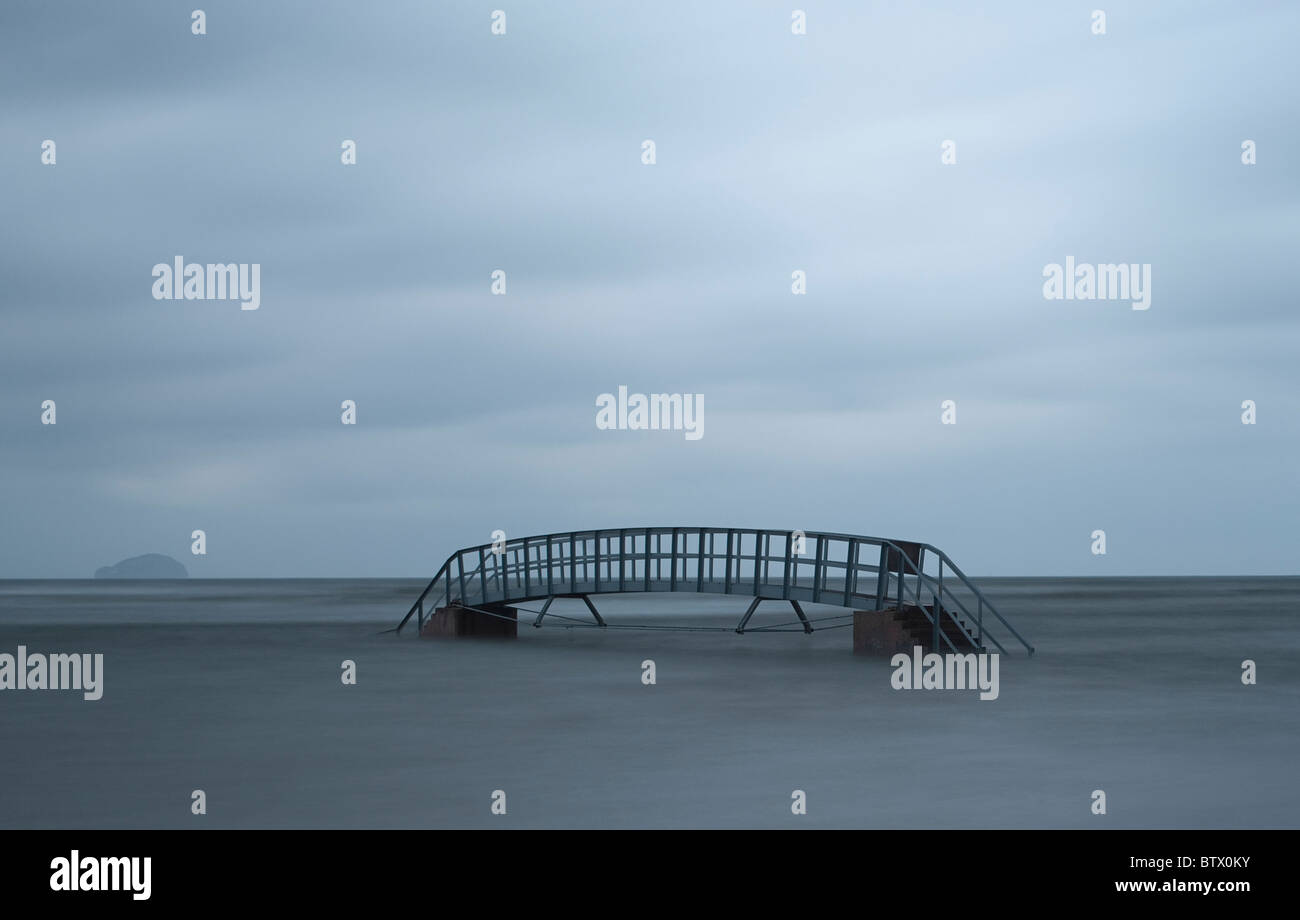 , Eine Brücke zu weit Stockfoto