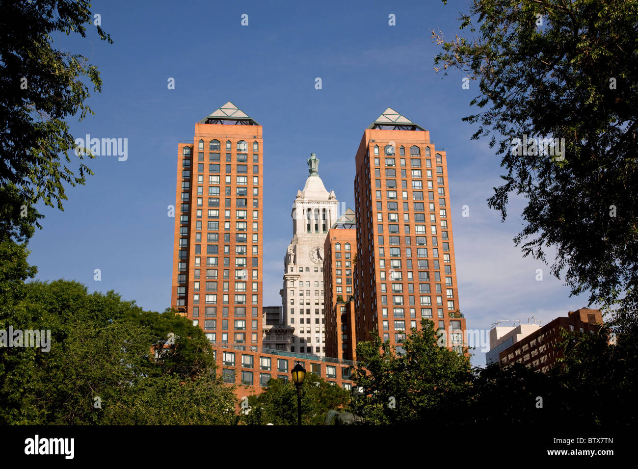 Die Zeckendorf Türme und Con Edison Gebäude, Union Square Park Stockfoto