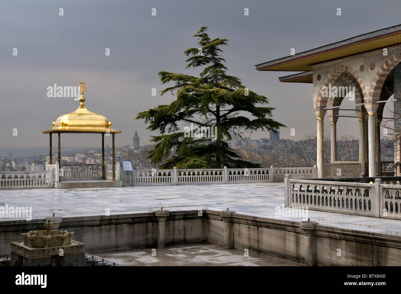 Bagdad und Iftariye Pavillons, Topkapi Palast, Istanbul, Türkei Stockfoto