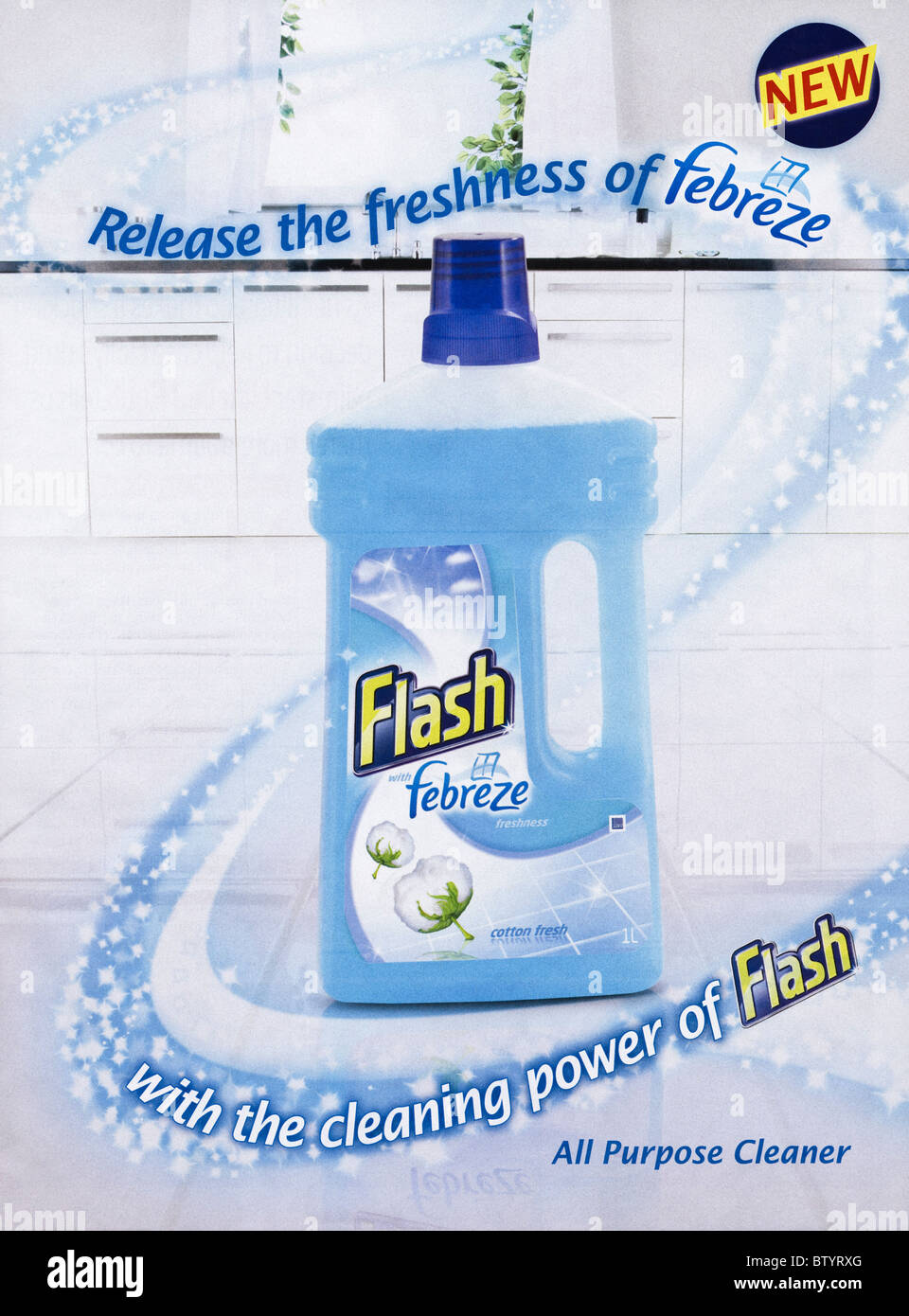 Moderne Werbung in der englischen Zeitschrift vom 2010 für Flash Febreze Allzweck Reiniger Stockfoto