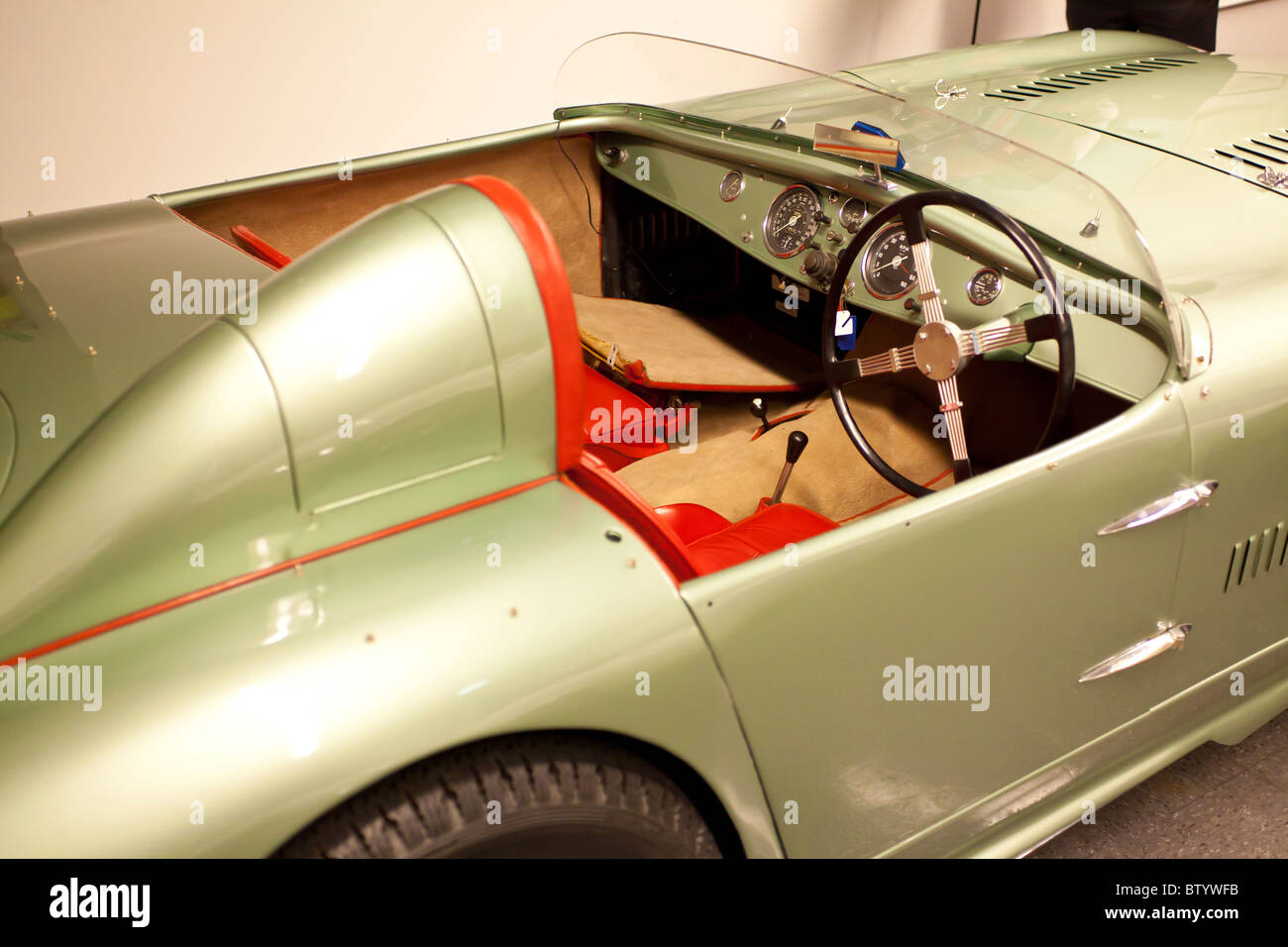 1955 Allard JR, angetrieben von einem Ford 289 cu in V8 von Carroll Shelby entwickelt Stockfoto