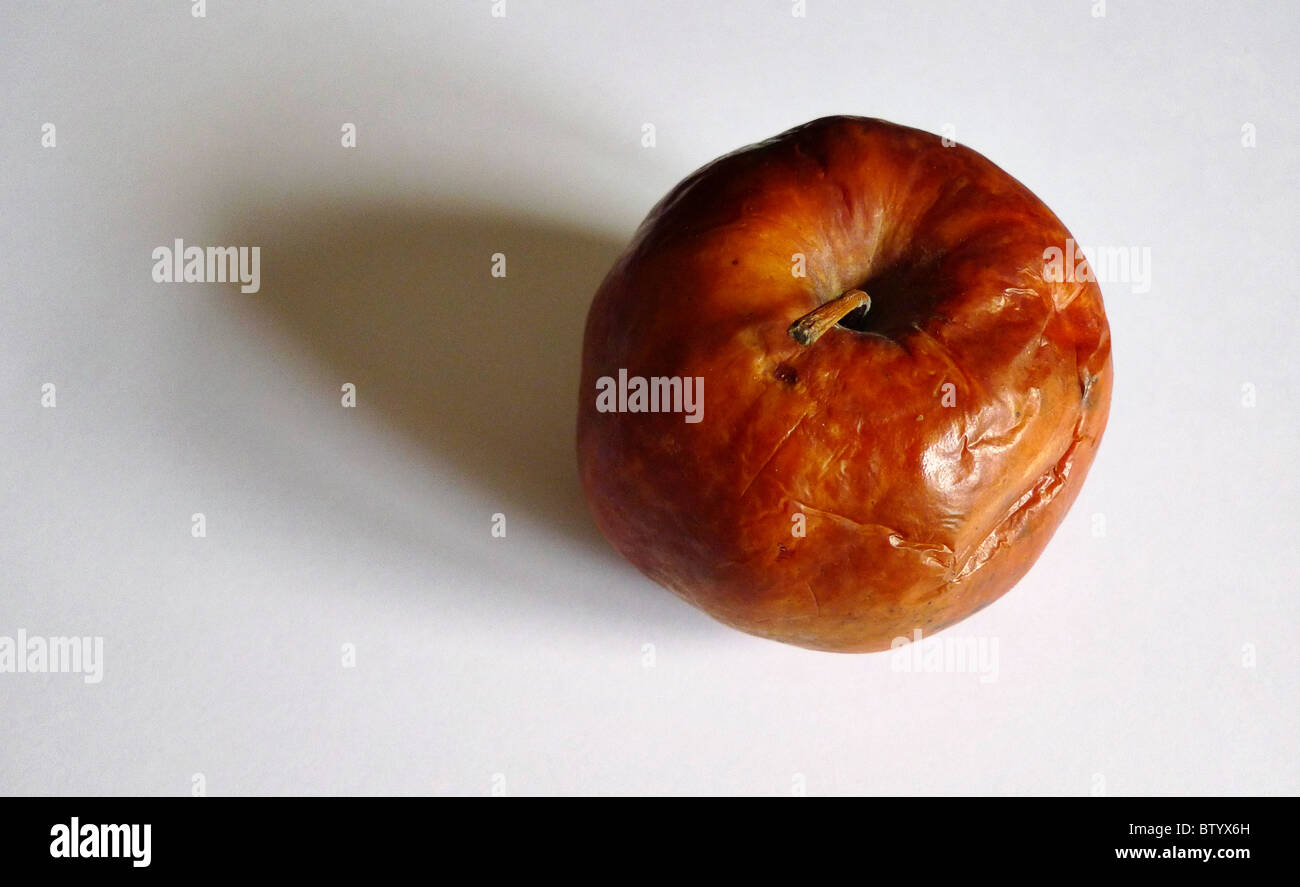 Eine schlechte fauler Apfel. Stockfoto