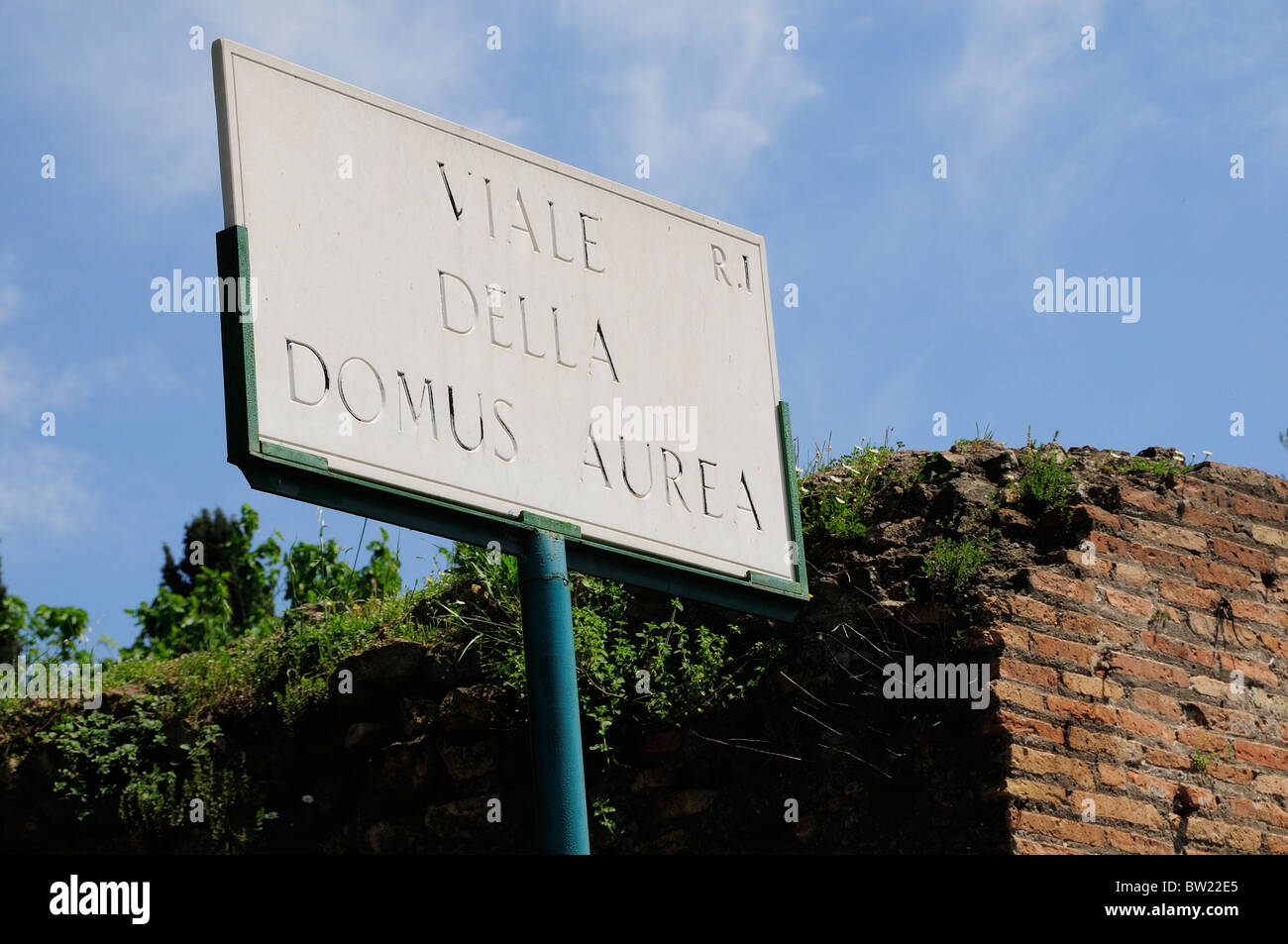 Viale Della Domus Aurea Straßenschild Stockfoto