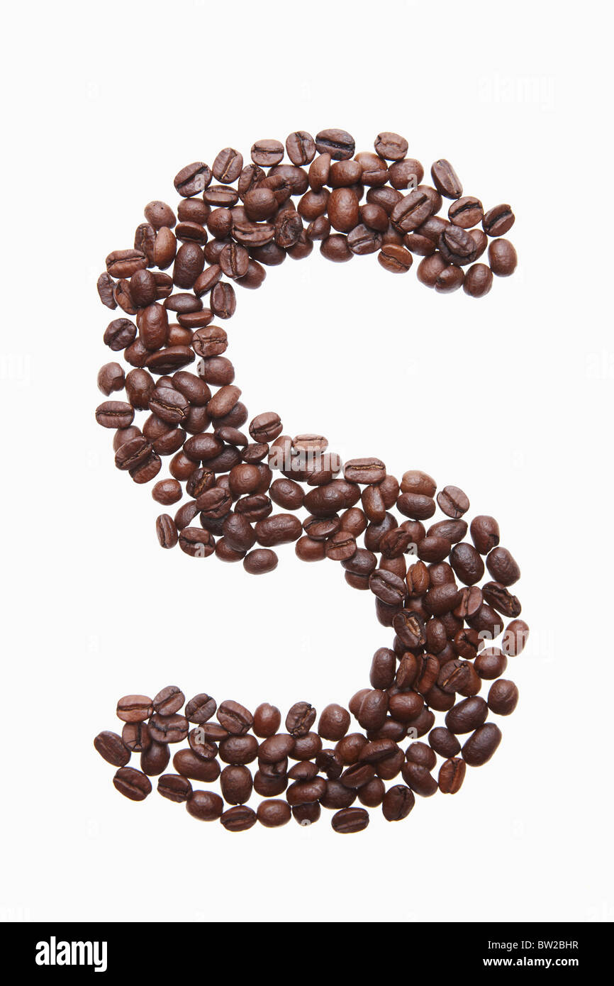 Alphabet S geröstete Kaffeebohnen Stockfoto