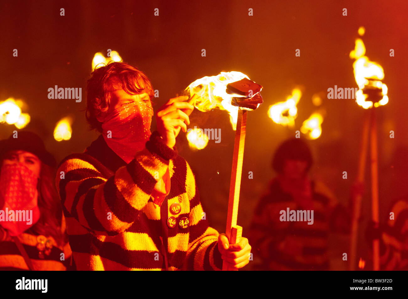 Parade in Lewes Bonfire Lewes in der Nähe von Brighton East Sussex England UK Stockfoto