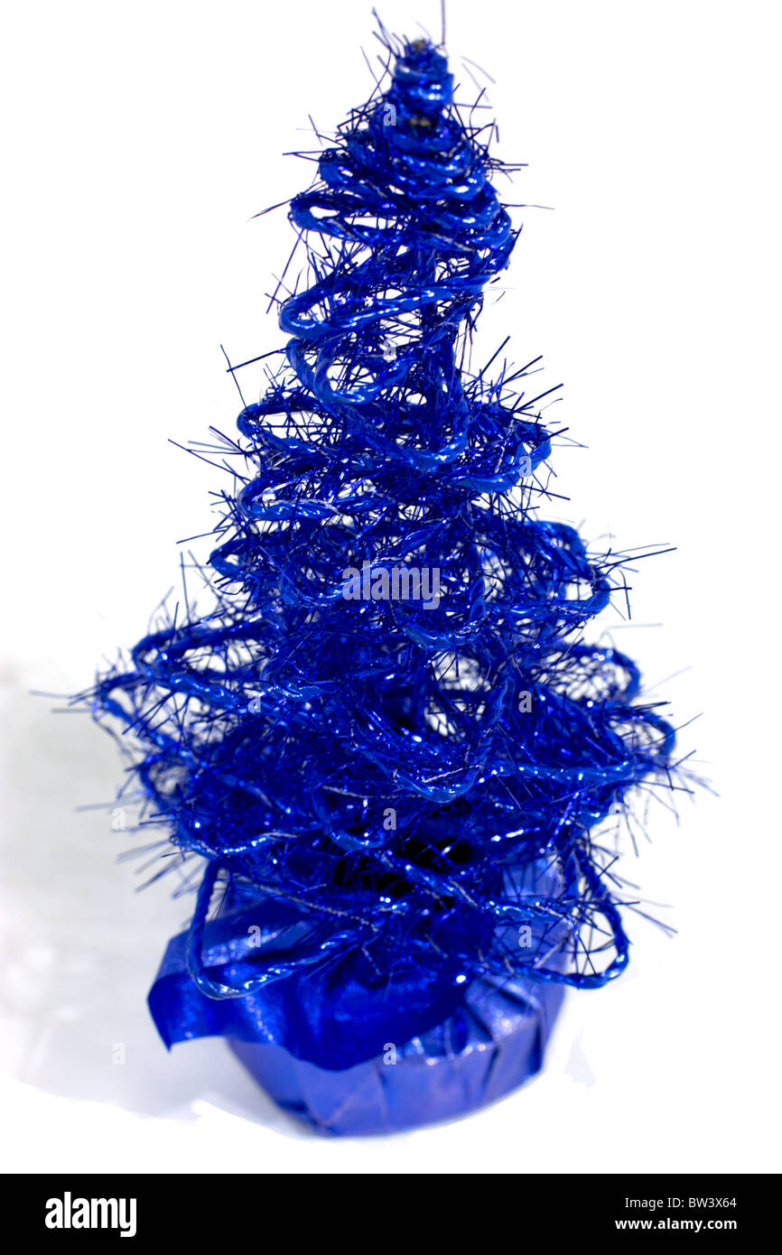 Weihnachtsbaum auf weißen Hintergrund isoliert Stockfoto