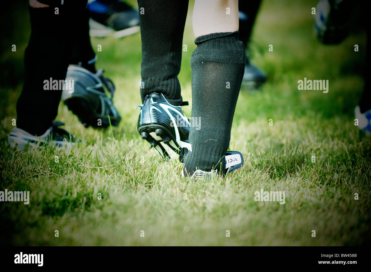 Nahaufnahme des Kindes Füße im Fußball uniform, Beloeil, Quebec, Kanada Stockfoto