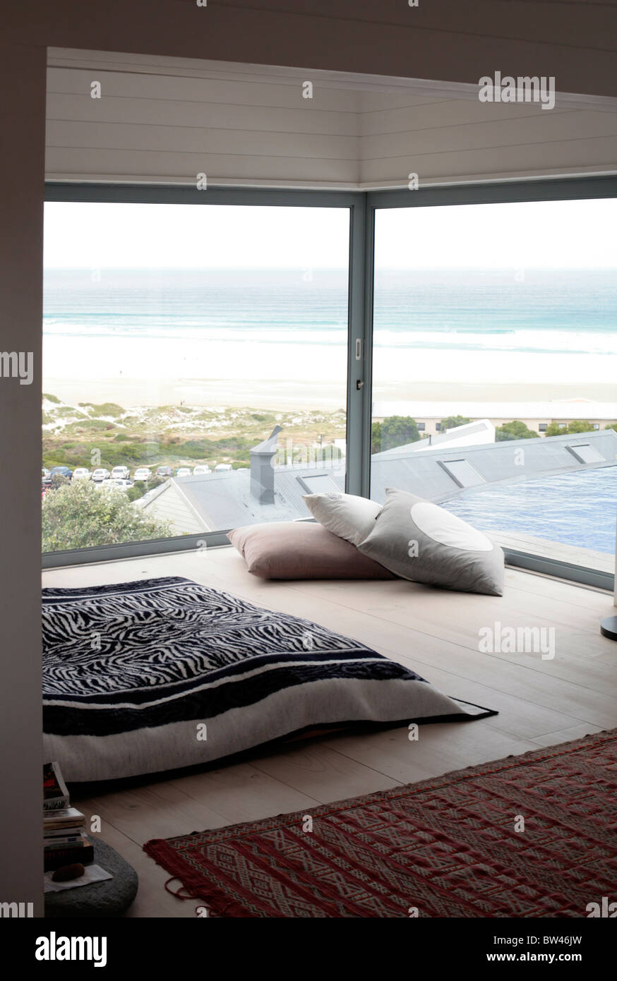 Luxus-Villa in Südafrika mit Blick auf Noordhoek Strand in der Nähe von Kapstadt. Stockfoto
