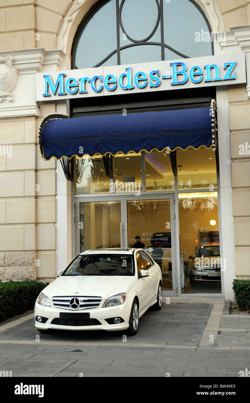 Mercedes Benz, Luxus-Autohaus, Peking, China Stockfoto