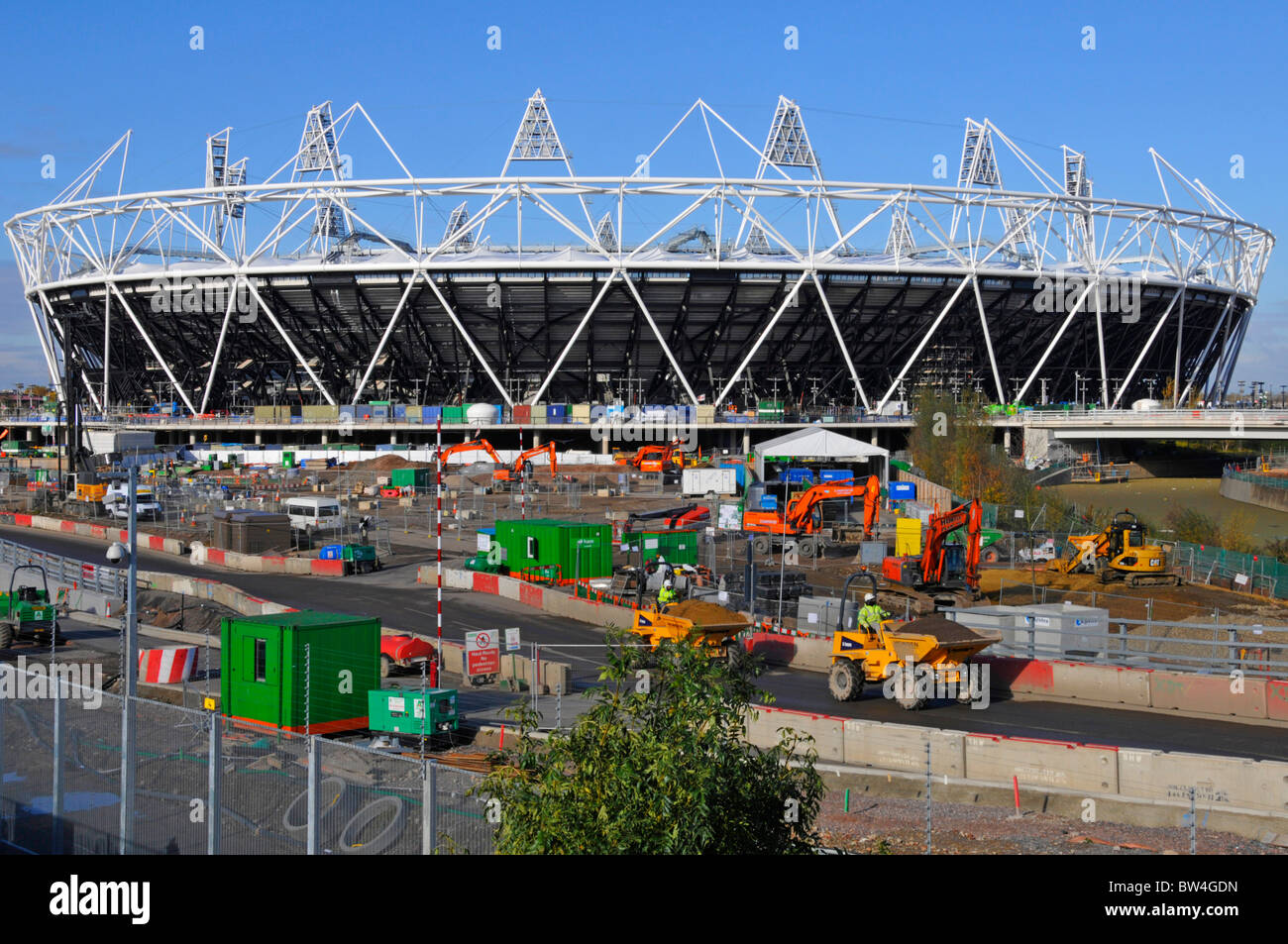 London 2012 Olympische Spiele Sport Stadion Bau Baustelle arbeiten In Arbeit Maschinen & Ausrüstung Stratford Newham East London England VEREINIGTES KÖNIGREICH Stockfoto