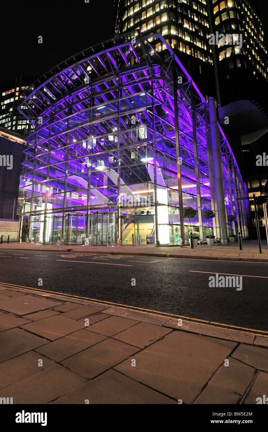 Abends Blick auf Tower 42 Empfangsbereich, City of London, Vereinigtes Königreich Stockfoto