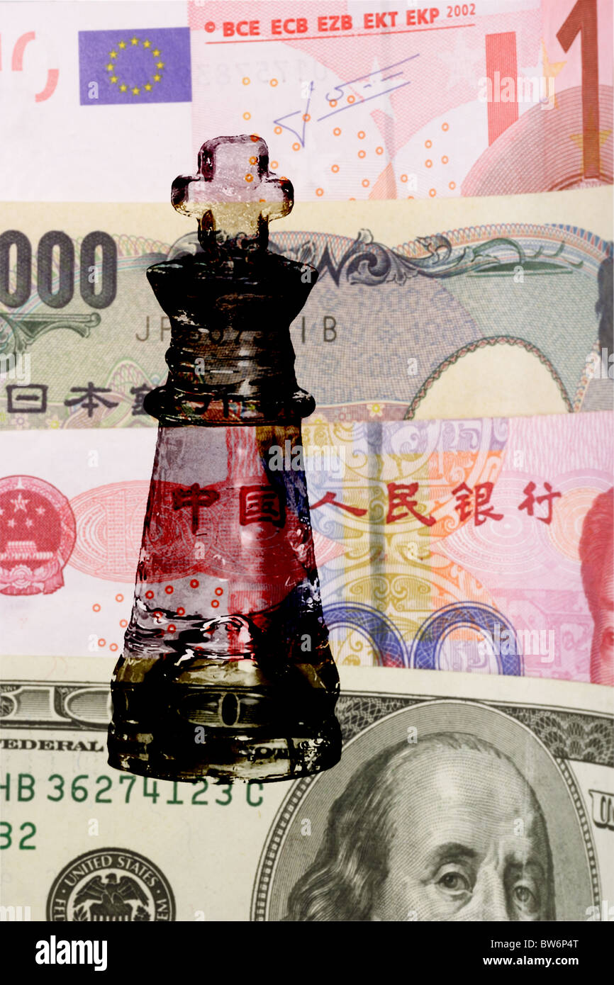 König Glas Schach Stück an wichtigen Weltwährungen Stockfoto