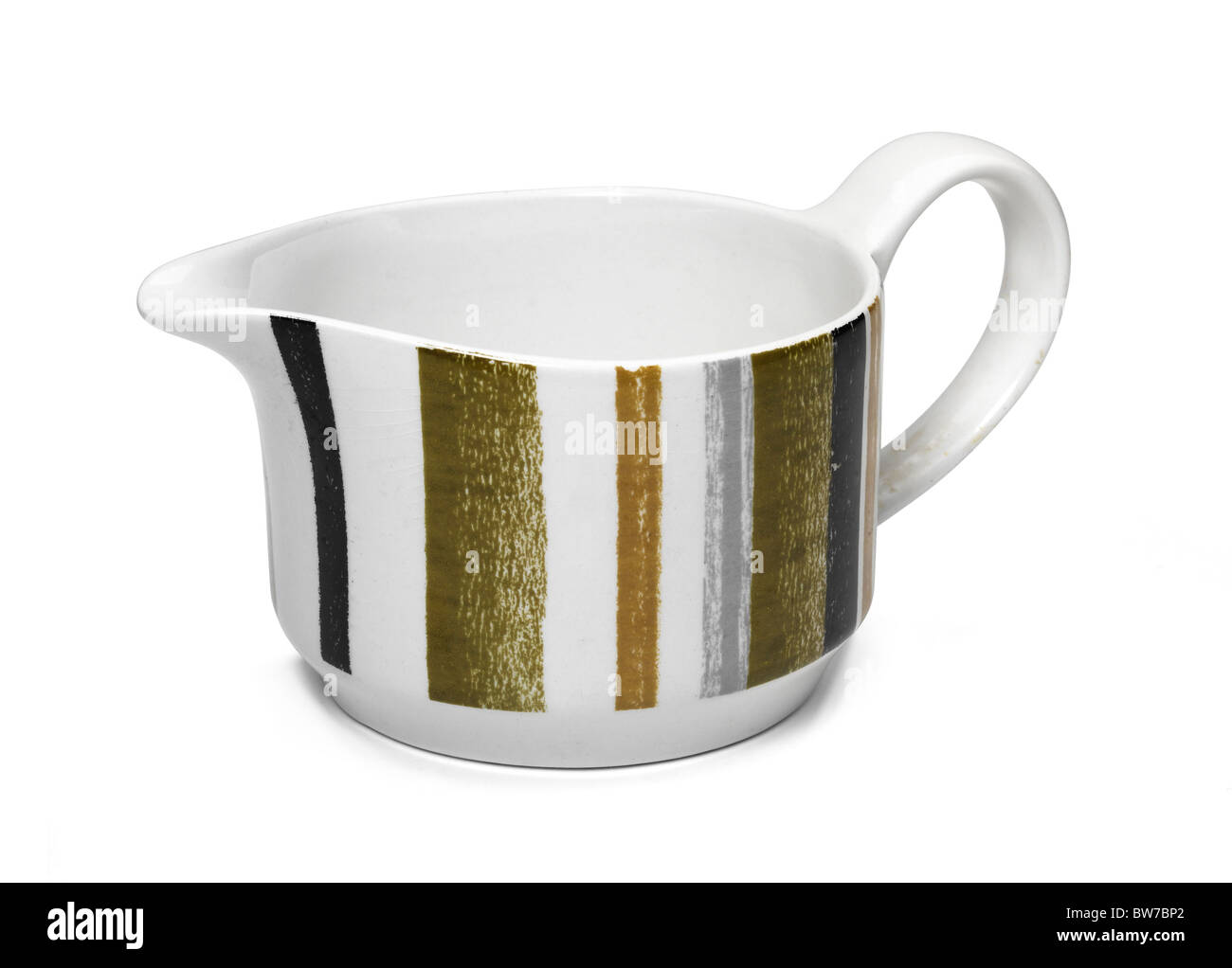 Midwinter 60s Milchkännchen in Queensbury Streifenmuster auf weißem Hintergrund Stockfoto