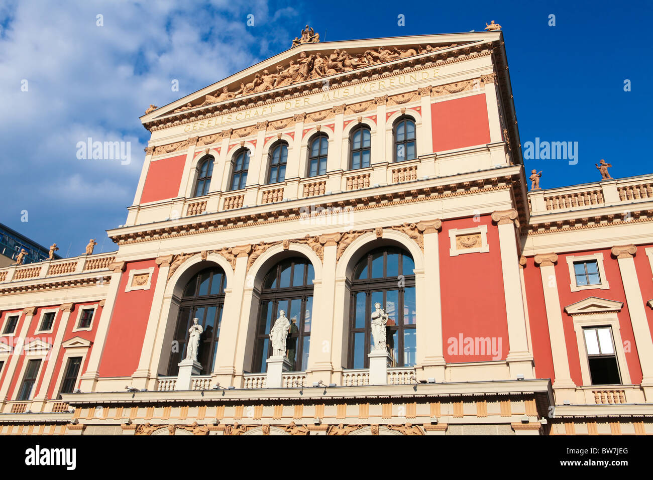 Wiener Musikverein (Englisch: "Wiener Musikverein") ist eine berühmte Wiener Konzerthaus. Stockfoto