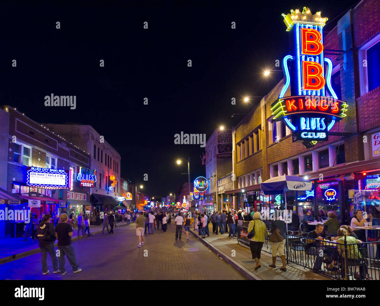 Beale Street in der Nacht, Memphis, Tennessee, USA Stockfoto