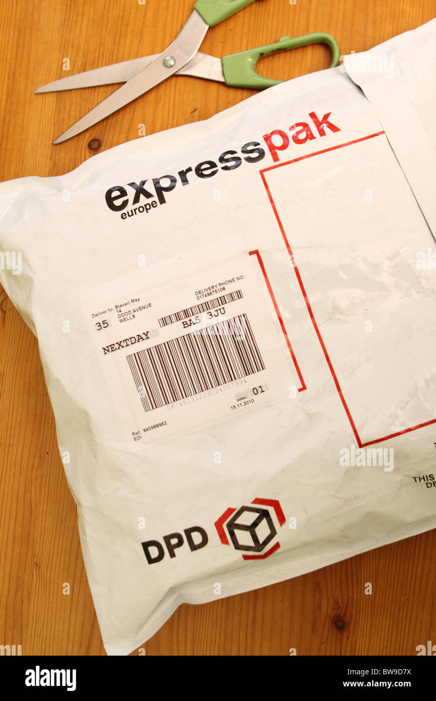 Dpd Parcel Delivery Stockfotos und bilder Kaufen Alamy