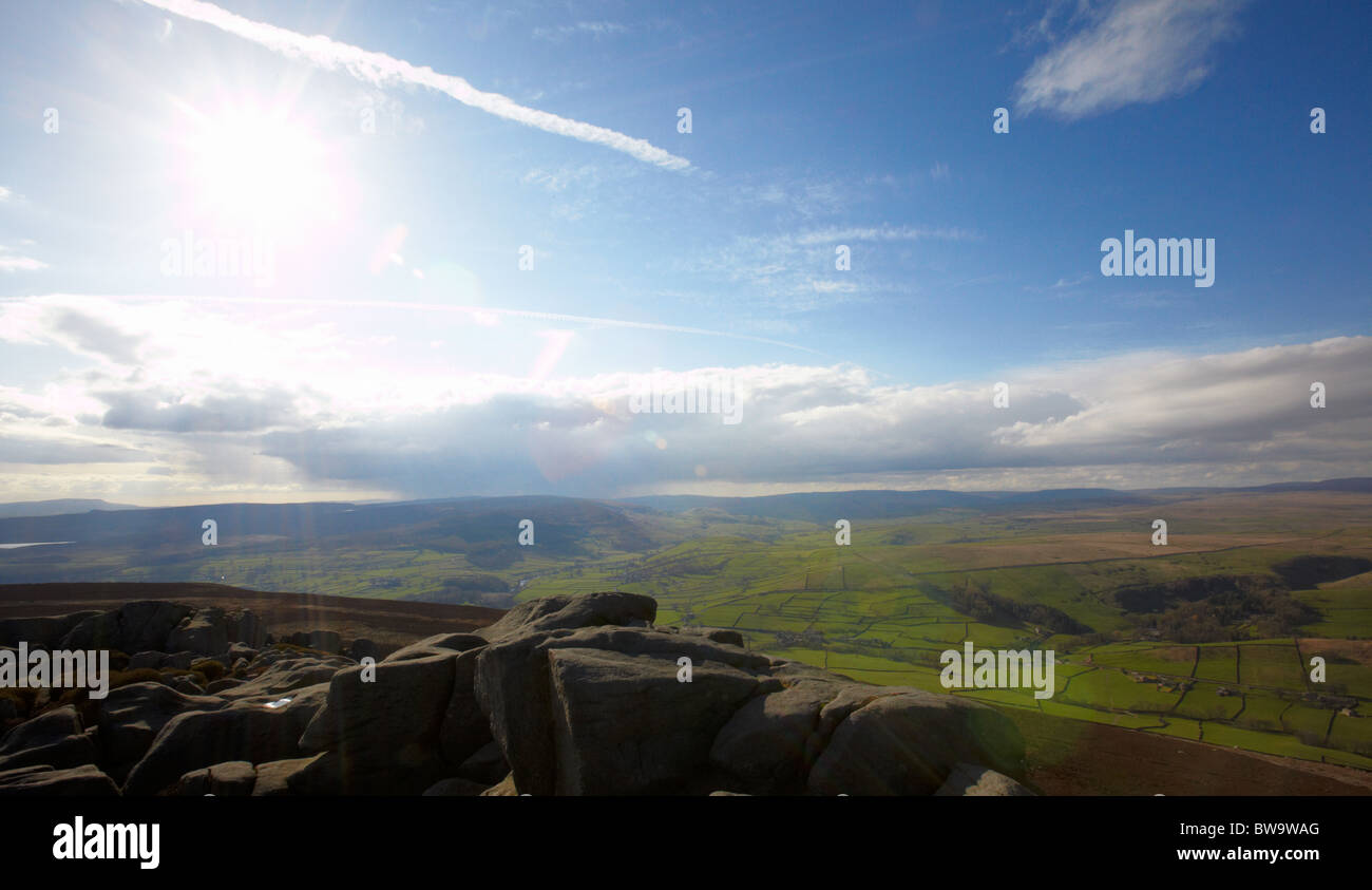 Körnige Landschaft Ansicht Nord-West von Simons Sitz, Wharfedale, North Yorkshire Stockfoto
