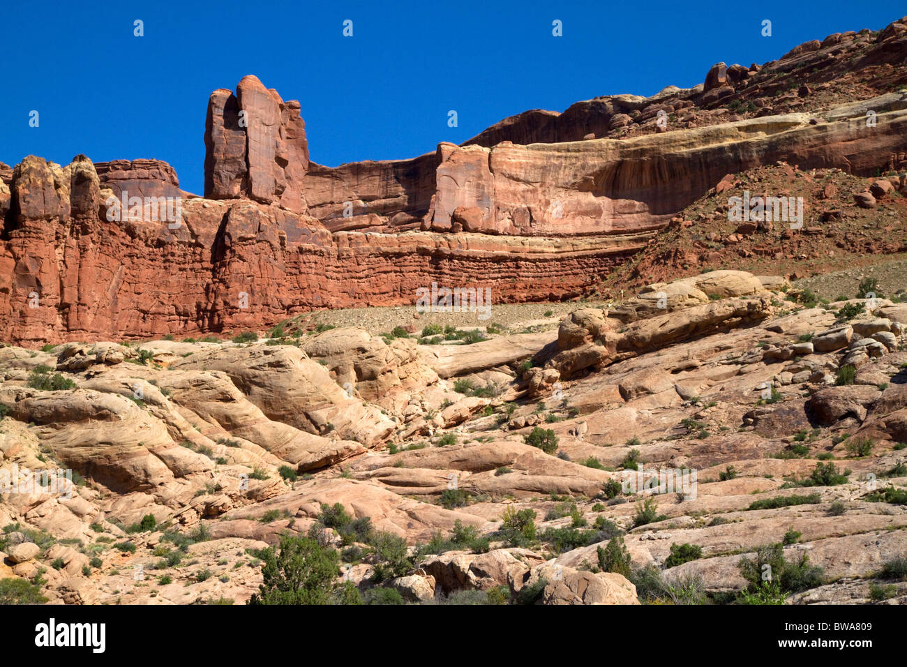 Felsformationen aus Sandstein im Arches National Park in der Nähe von Moab, Utah, USA. Stockfoto
