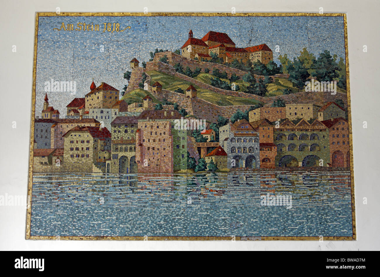 Österreich Salzburg Altstadt Mosaik Fliesen Kunstwerk Salzburg an Seilbahn-station Stockfoto