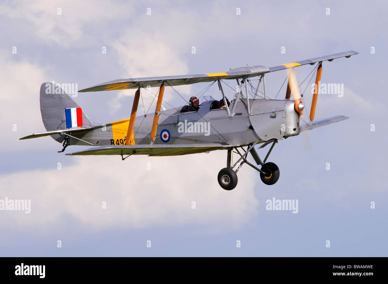 De Havilland DH 82 Tiger Moth Flugzeuge in RAF-Markierungen Stockfoto