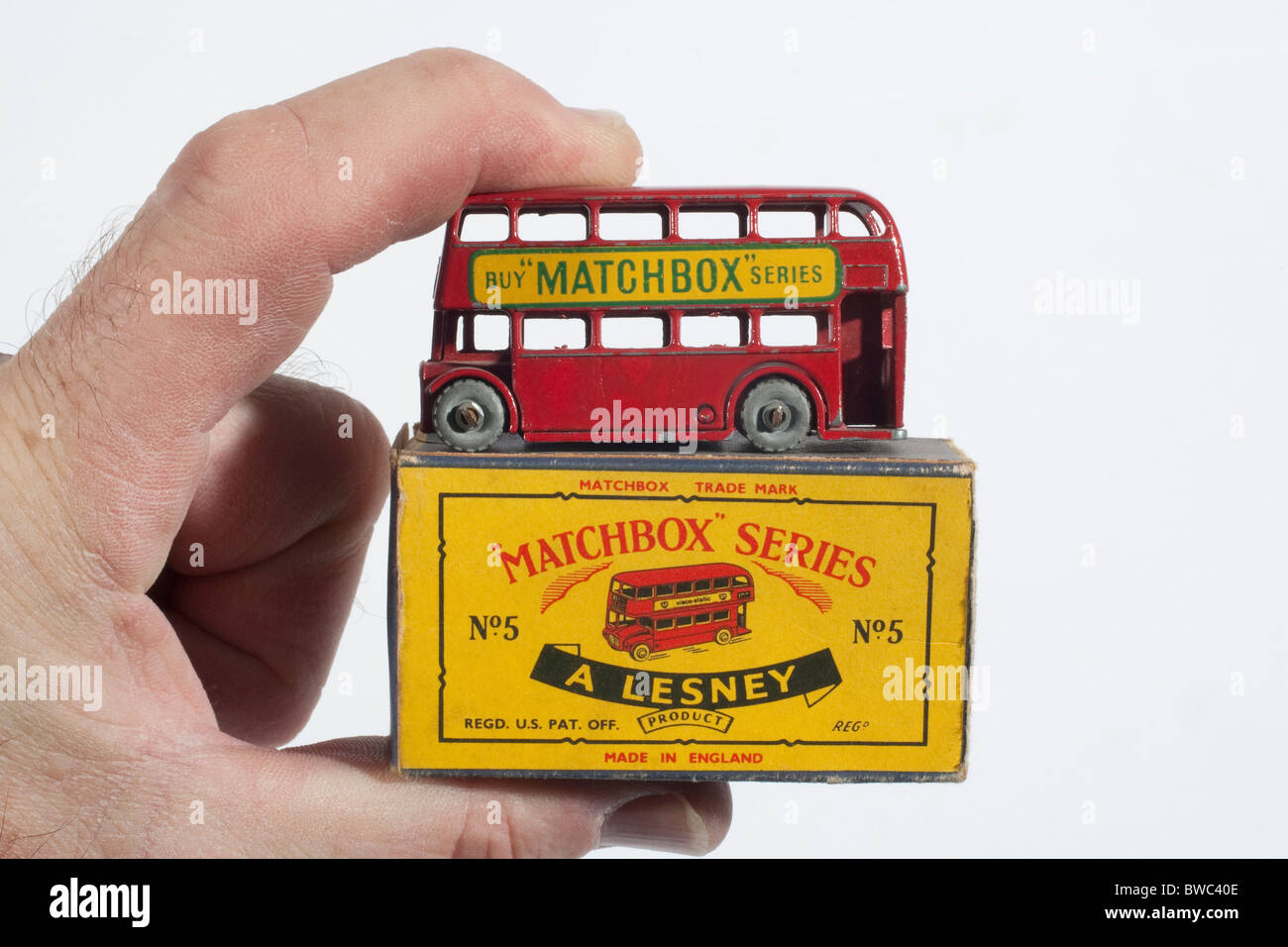 Jahrgang 1954 2 1/4' Matchbox/Lesney Originalmodell Routemaster-London-Bus Nr. 5 und original box Stockfoto