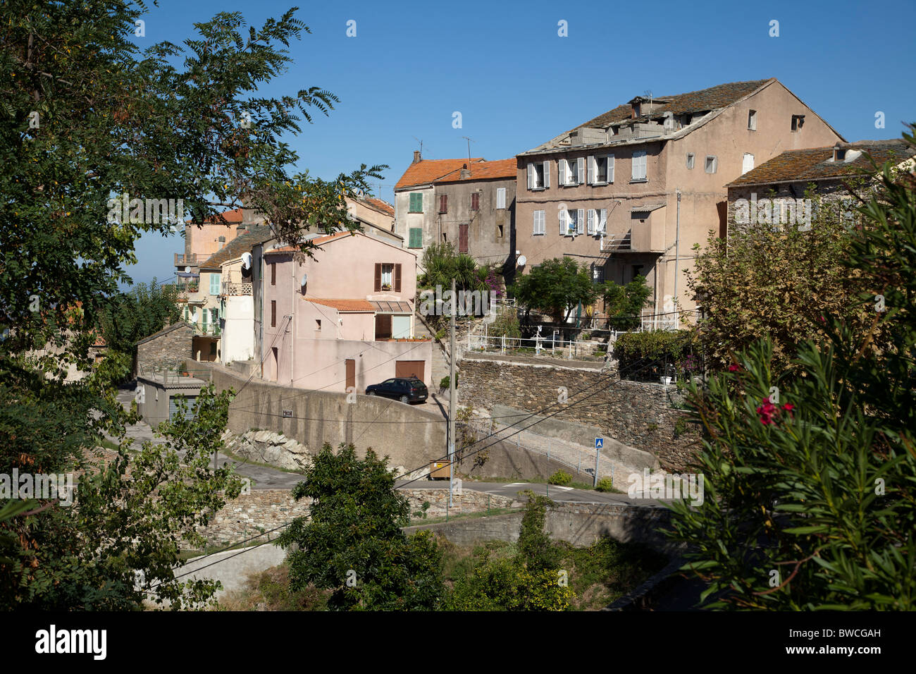 Alte Häuser in Poggio d'Oletta Corsica Stockfoto