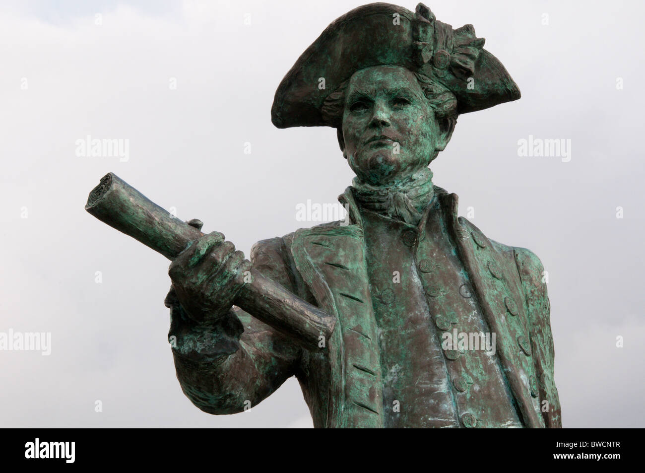 Detail einer Statue von Kapitän George Vancouver auf die Purfleet Quay in King's Lynn, Norfolk Stockfoto