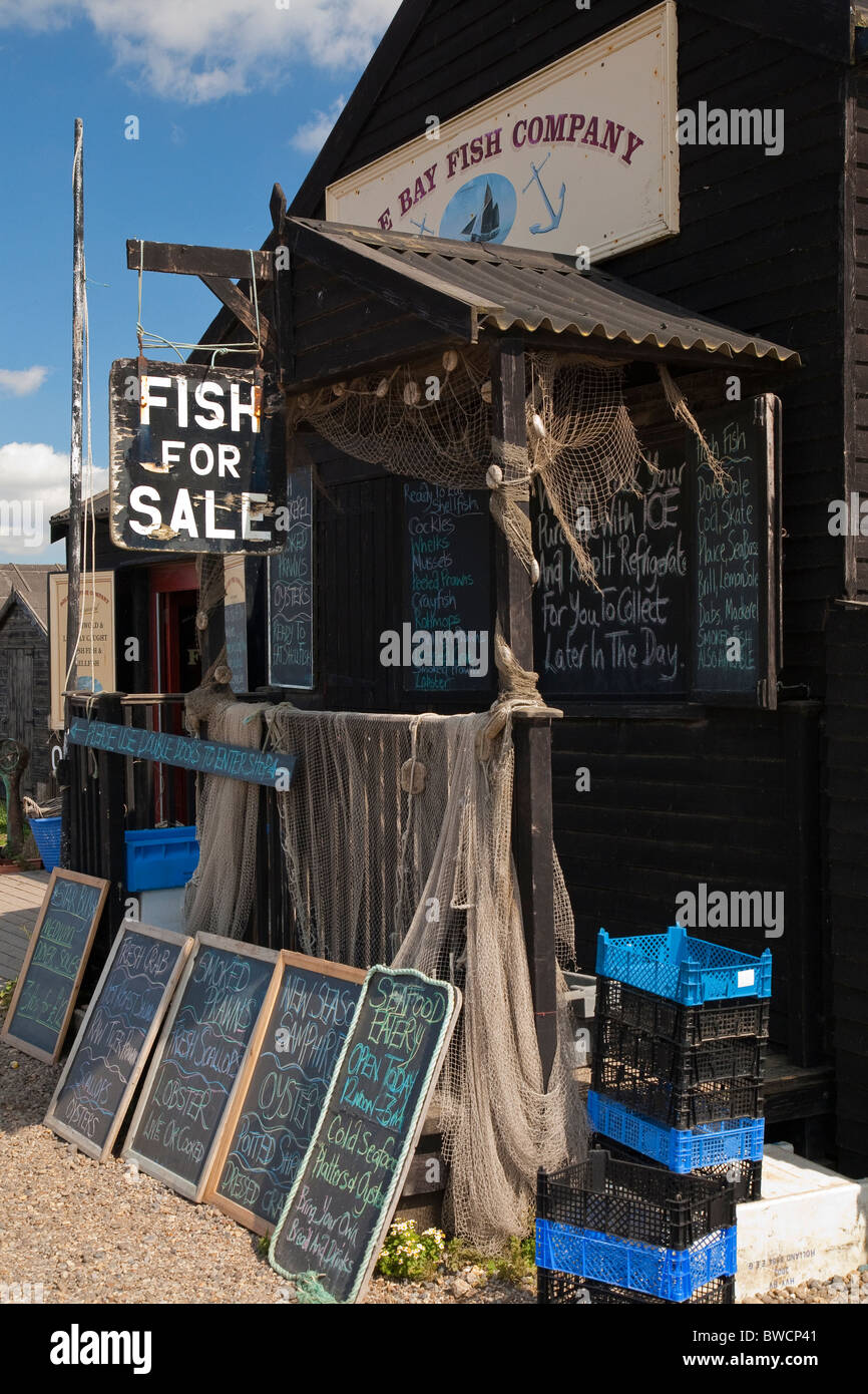 Fischhändler in Southwold Hafen Stockfoto