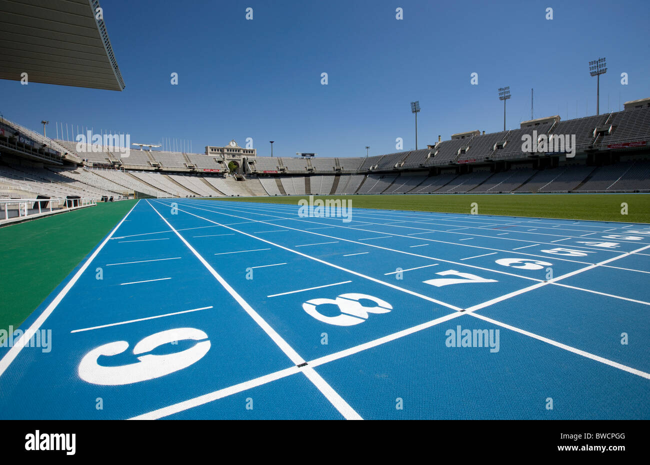 Nahaufnahme von der Laufstrecke im Olympiastadion, Barcelona, Spanien Stockfoto