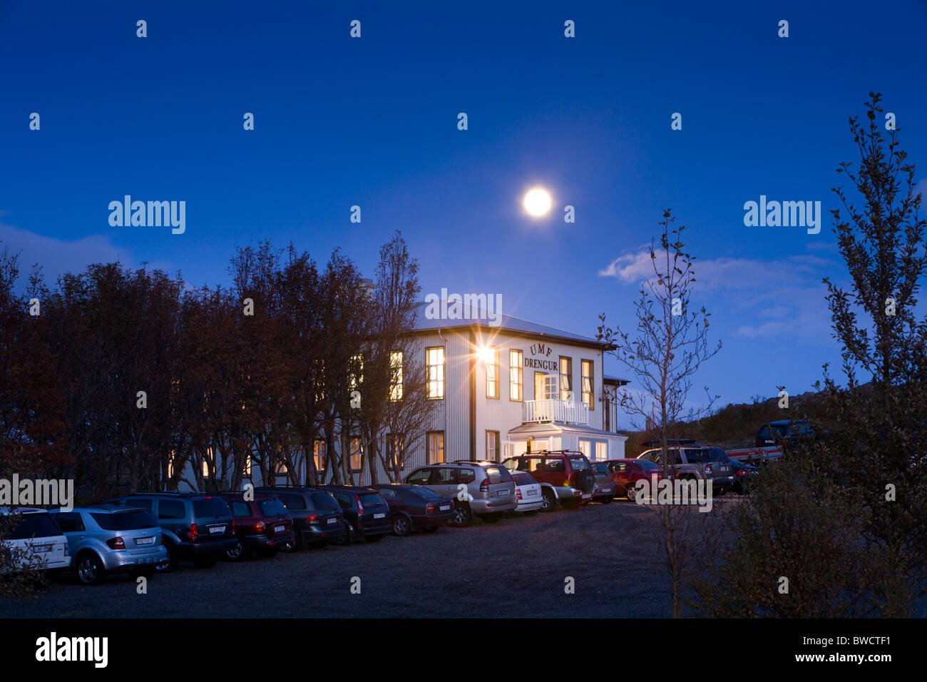 Gesellschaftssaal in Hvalfjordur, errichtet 1945, Süd-West Island. Stockfoto