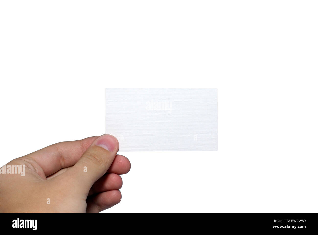 Menschliche Hand, die Karte mit dem leeren Raum für jedes Design. Isoliert auf weißem Hintergrund. Stockfoto