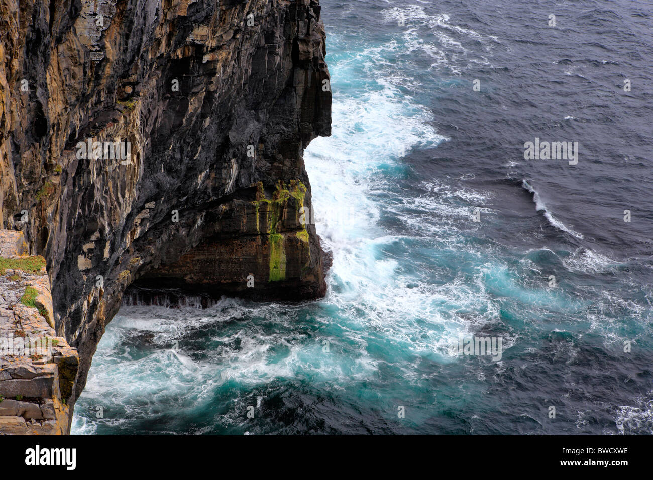 Dun Aengus (Dun Aonghasa) Fort (12:00), Aran-Inseln, County Galway, Irland Stockfoto