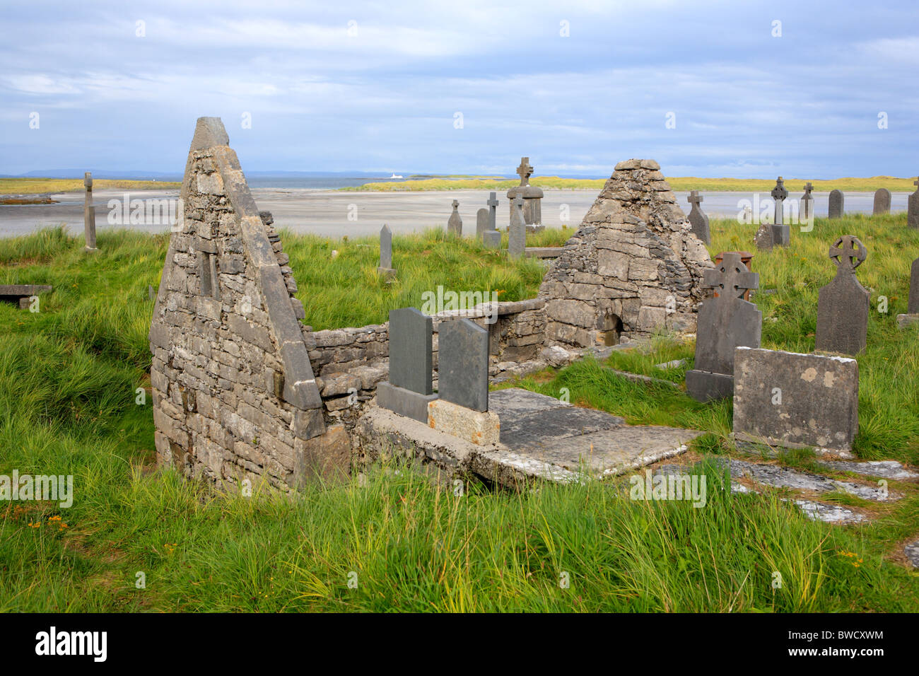 Killeany Friedhof, Insel Inishmore, Aran-Inseln, County Galway, Irland Stockfoto