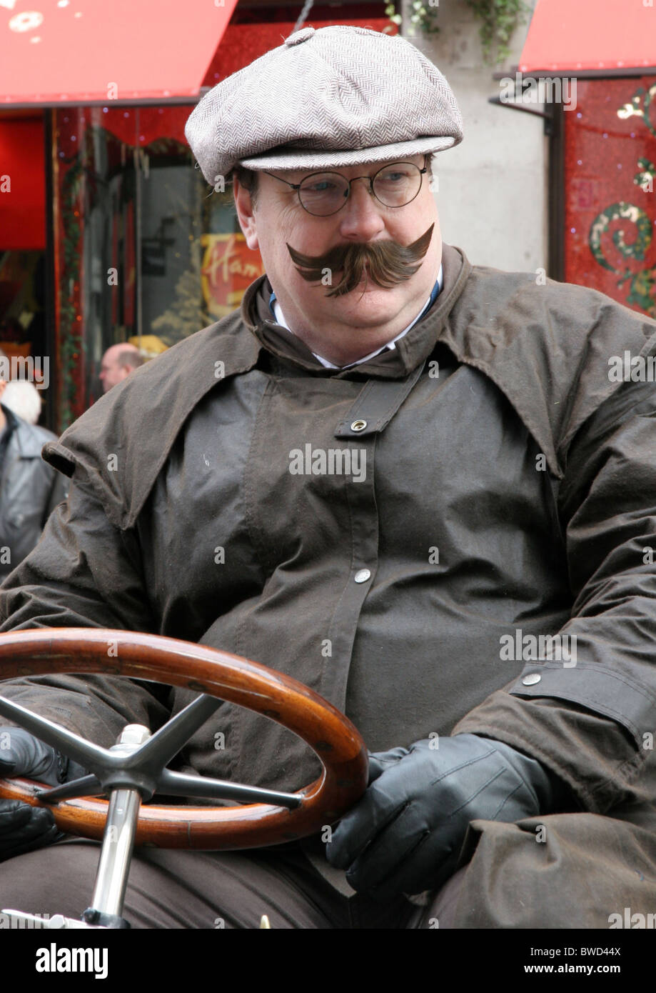 London nach Brighton Veteran Car Run (LBVCR) Regent Street London Stockfoto