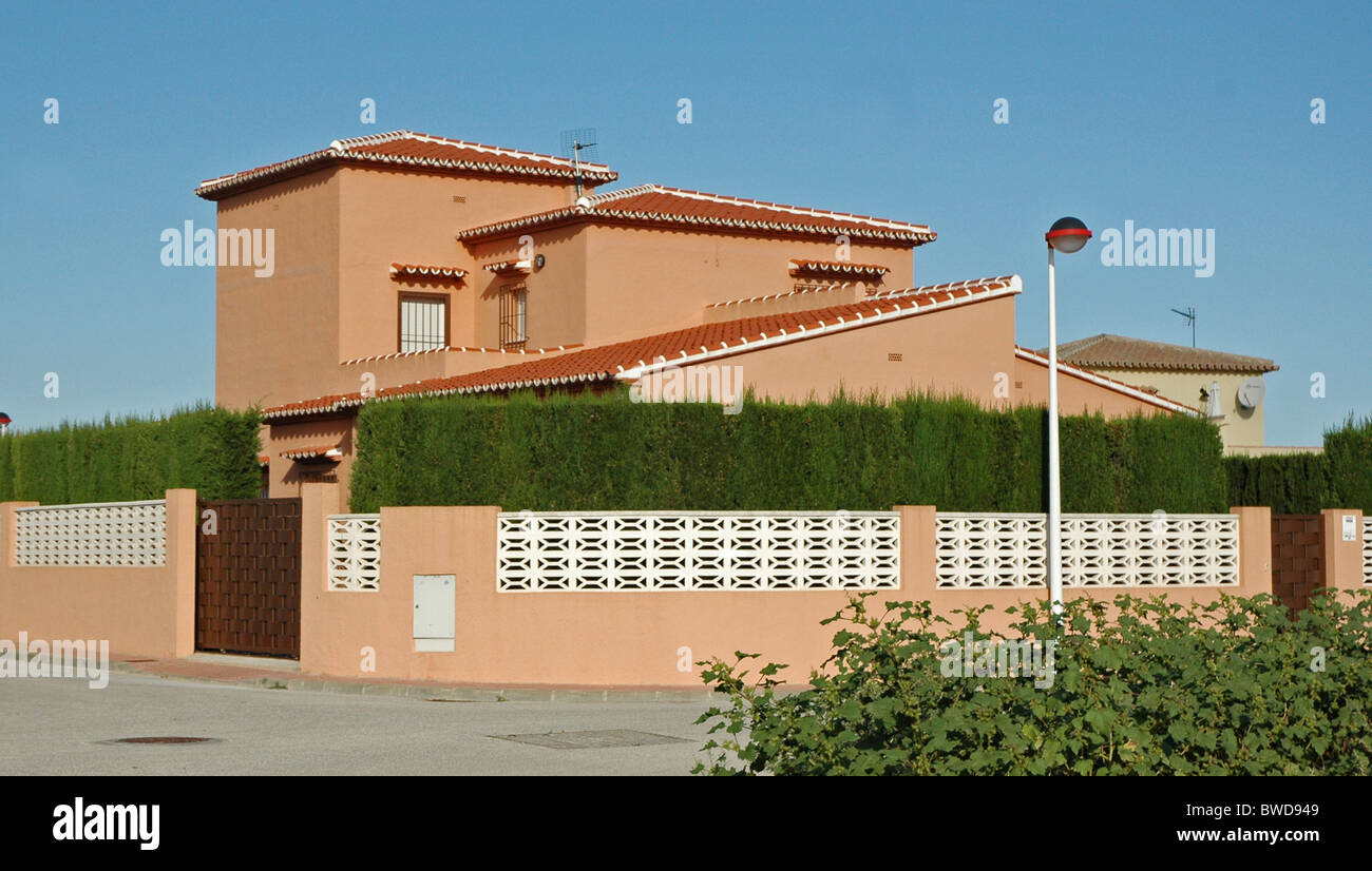 Moderne spanische Villa Stockfoto