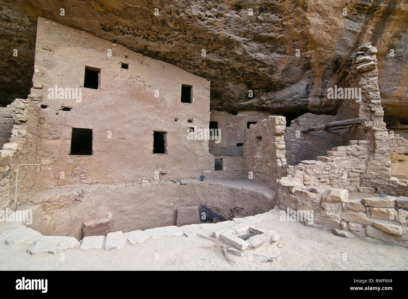 Fichte Baumhaus, eine Klippe Wohnung des angestammten Pueblo-Indianer, etwa 1250 Jahre alt, Mesa Verde Nationalpark Stockfoto