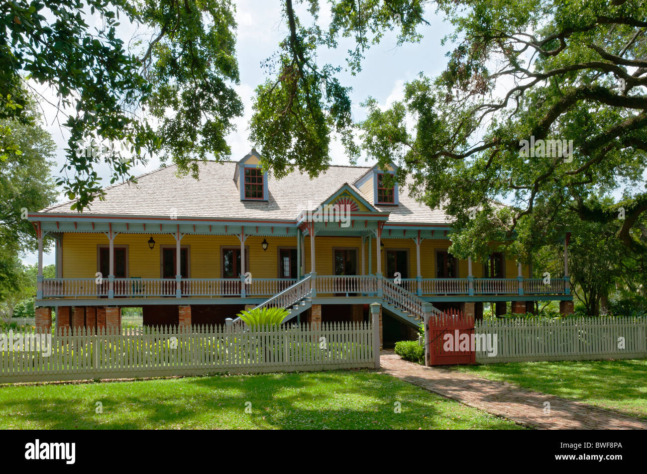 Louisiana, Vacherie, Laura Plantation, historische kreolische Zuckerrohr-Plantage, Haupthaus gebaut 1805 Stockfoto