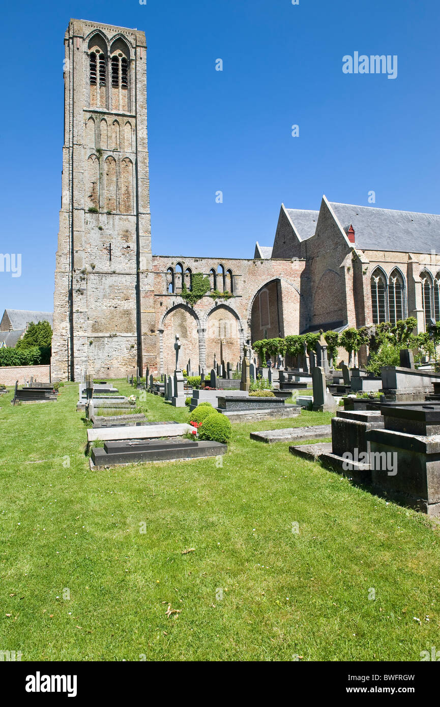 Kirche Notre-Dame und Friedhof, Damme, flämische Region, Belgien Stockfoto