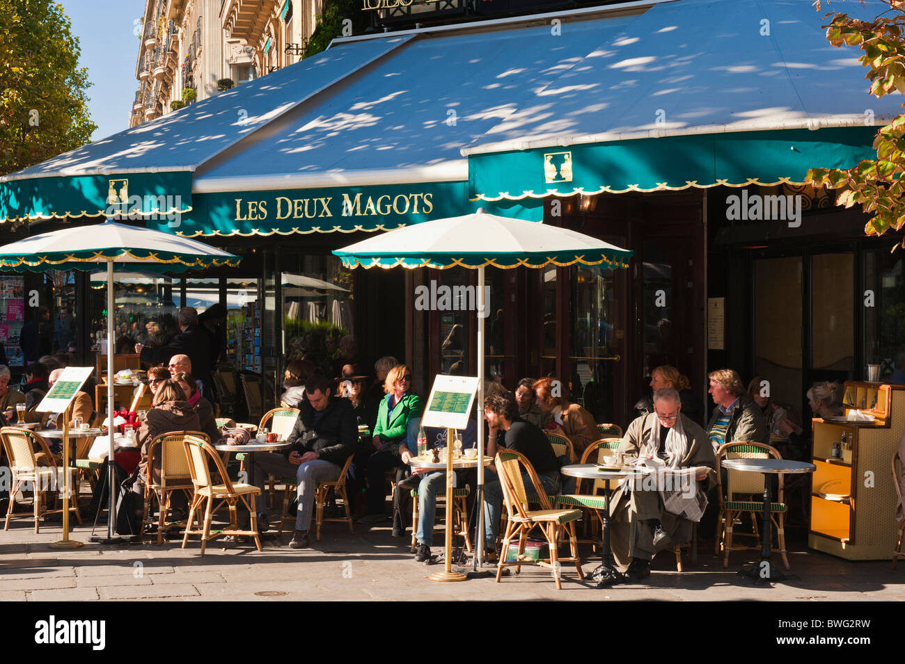 Café Les Deux Magots, Saint Germain des Prés, Paris, Frankreich Stockfoto