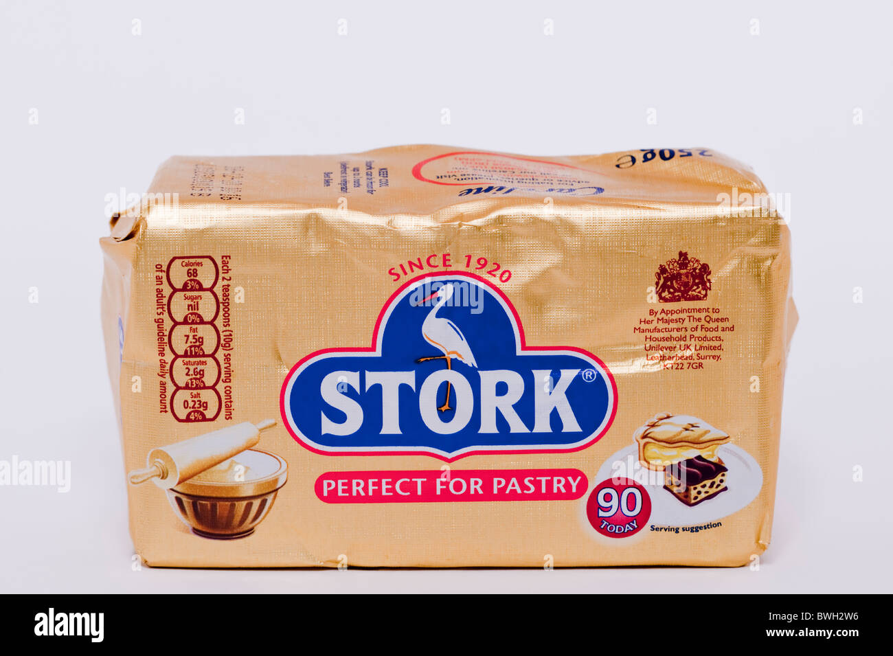 Ein Block von Storch Margarine auf weißem Hintergrund Stockfotografie -  Alamy