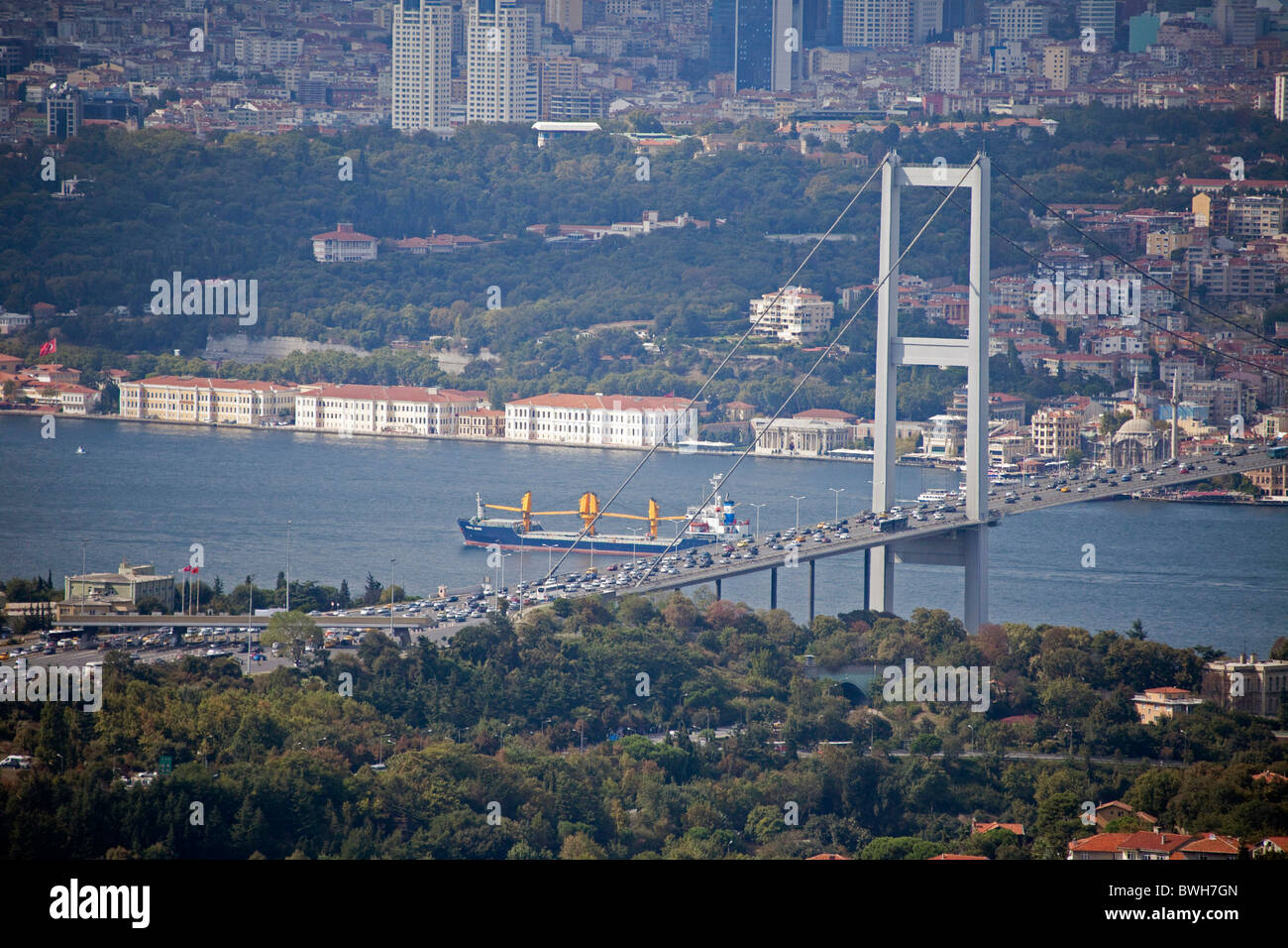 Istanbul allgemeine Ansicht der modernen Stadt, Europa Seite aus Asien mit Hängebrücke über den Bosporus. 101295 Türkei Stockfoto