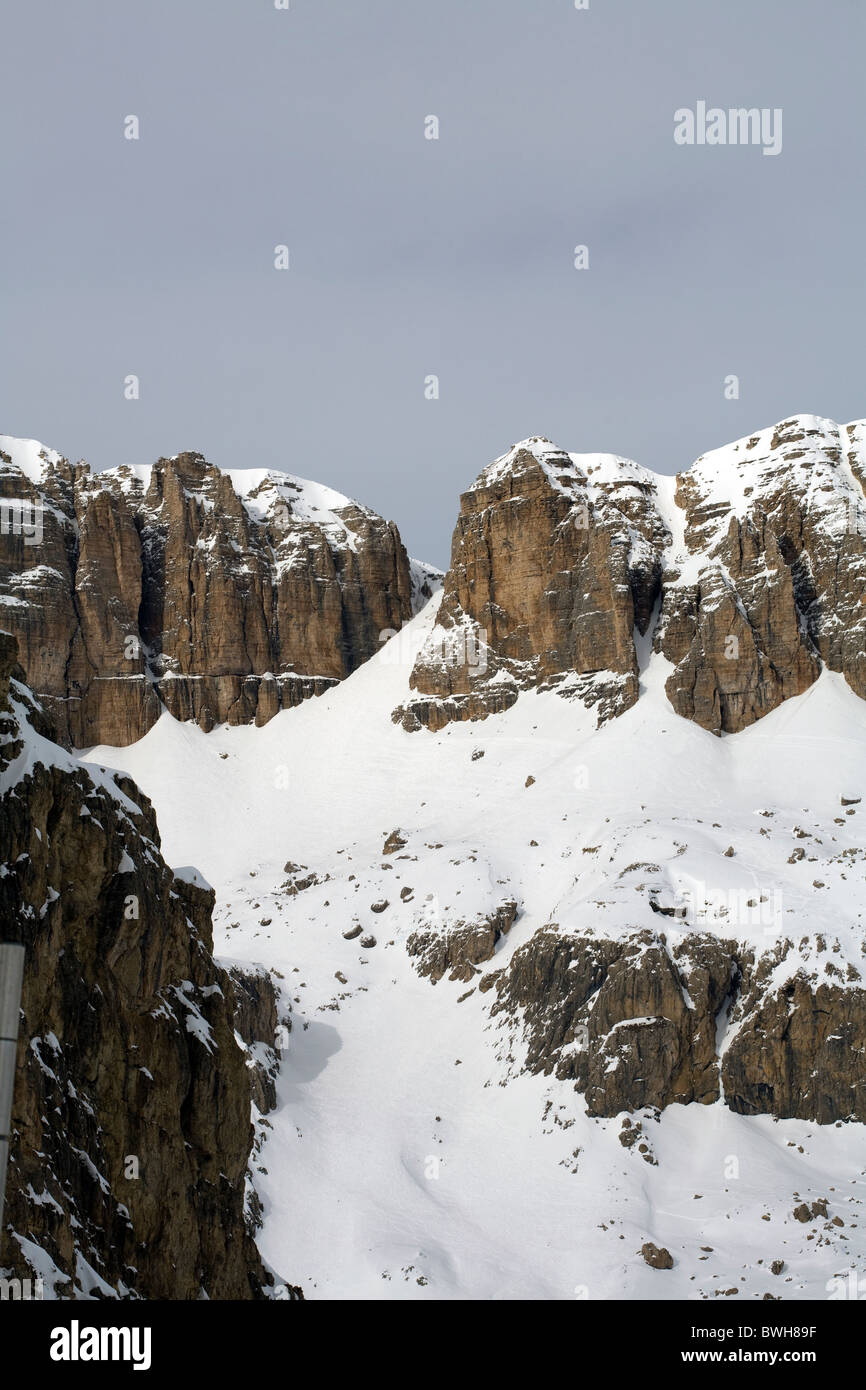 Cliff steht Gruppo del Sella Sella Gruppe von Porta Vescovo über Arabba Dolomiten Italien Stockfoto