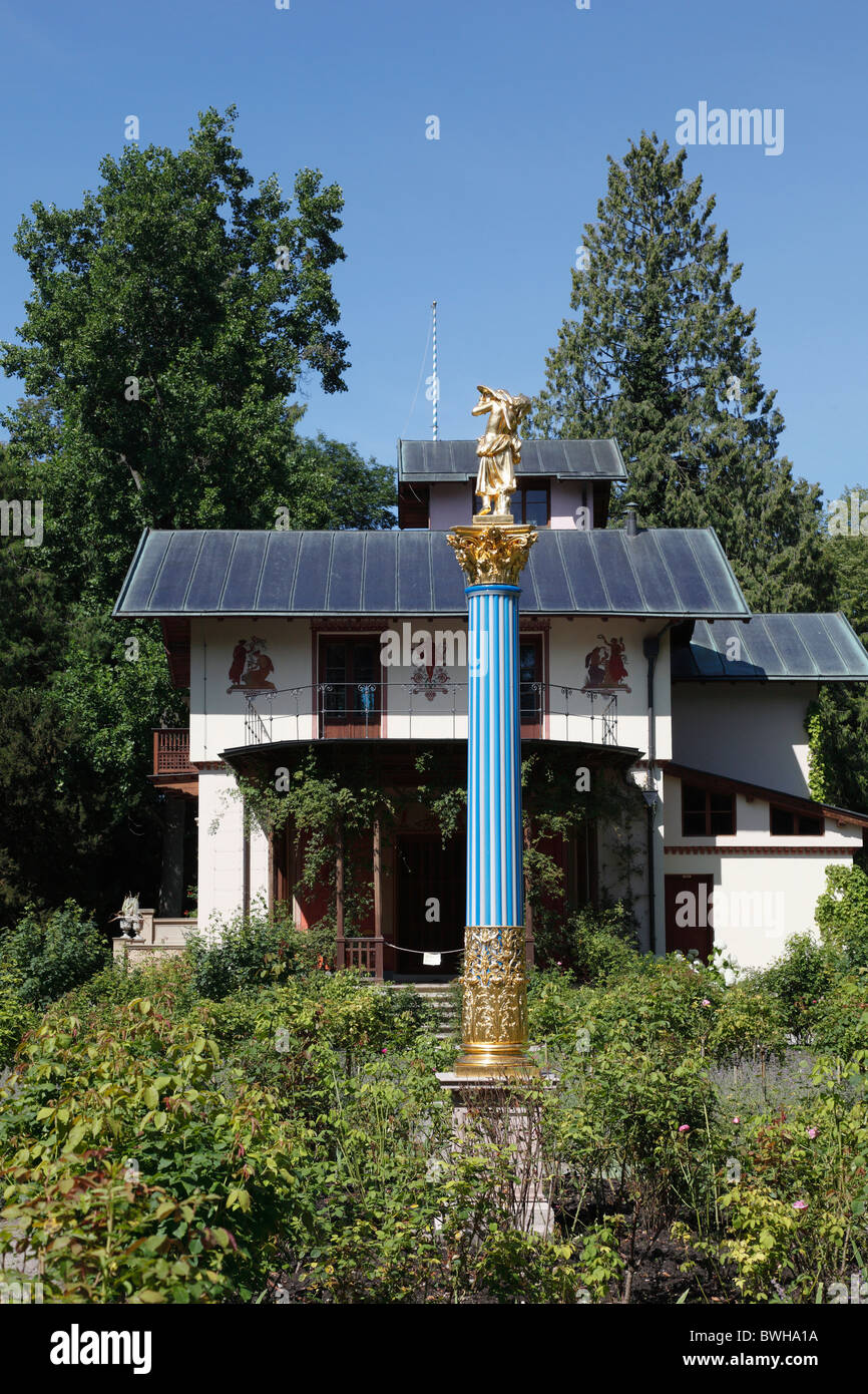 Casino, Rosarium rose Garten und Glassäule, Insel Roseninsel, Starnberger See Lake, Fuenfseenland Region Oberbayern Stockfoto