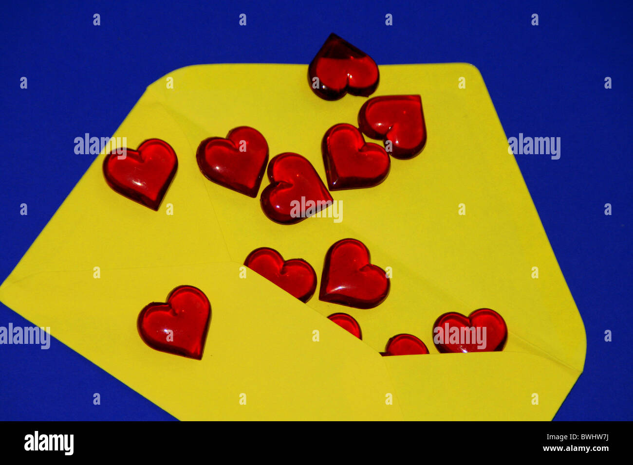 Ist Liebe eine Emotion oder ein Gefühl? Ist Liebe eine Emotion oder ein Gefühl?